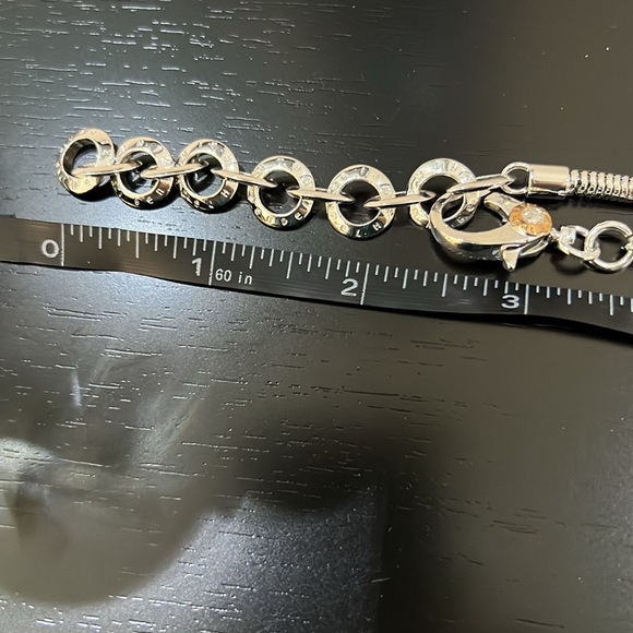 HENRI BENDEL NWOT SILVER TONE DECORATIVE LONG NECKLACE - Picture 8 of 10